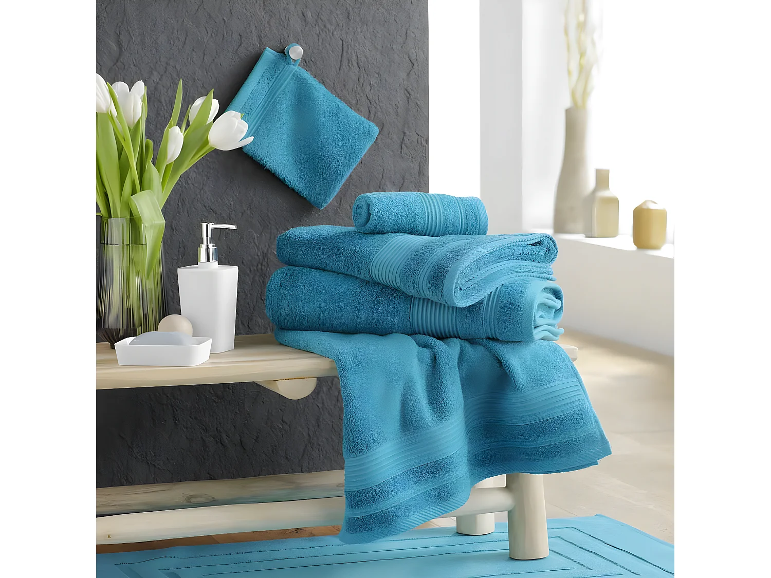 Serviette de Toilette "Tendresse" 50x90cm Bleu Paon