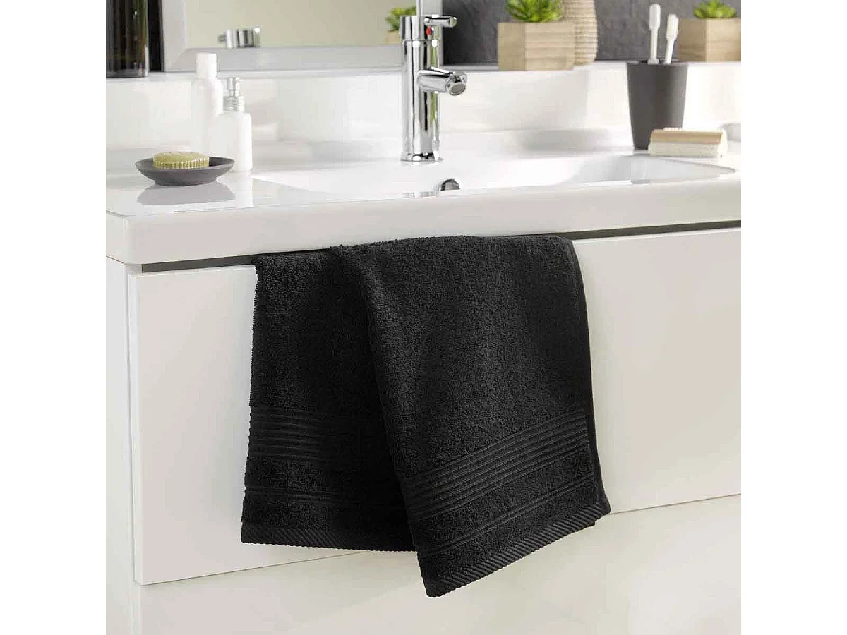 Toalha de Banho "Ternura" 50x90cm Preto em Algodão Macio e Absorvente