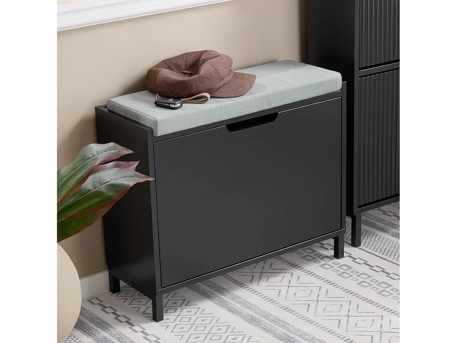 SoBuy Banc Chaussures, Rangement pour Chaussures, Armoire à Chaussures, Meuble d'entrée, Coffre avec 1 Abattants et 1 Coussin, Noir, L60xP24xH52 cm, FSR151-K-SCH