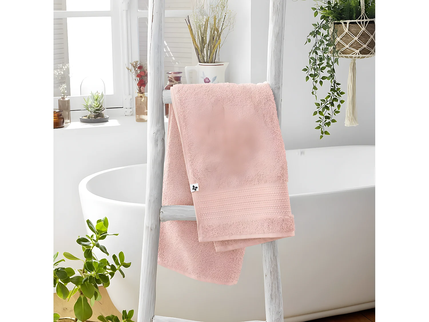 EMMA - Serviette de Toilette 50x90cm en Coton Bio Coloris Rose Poudré
