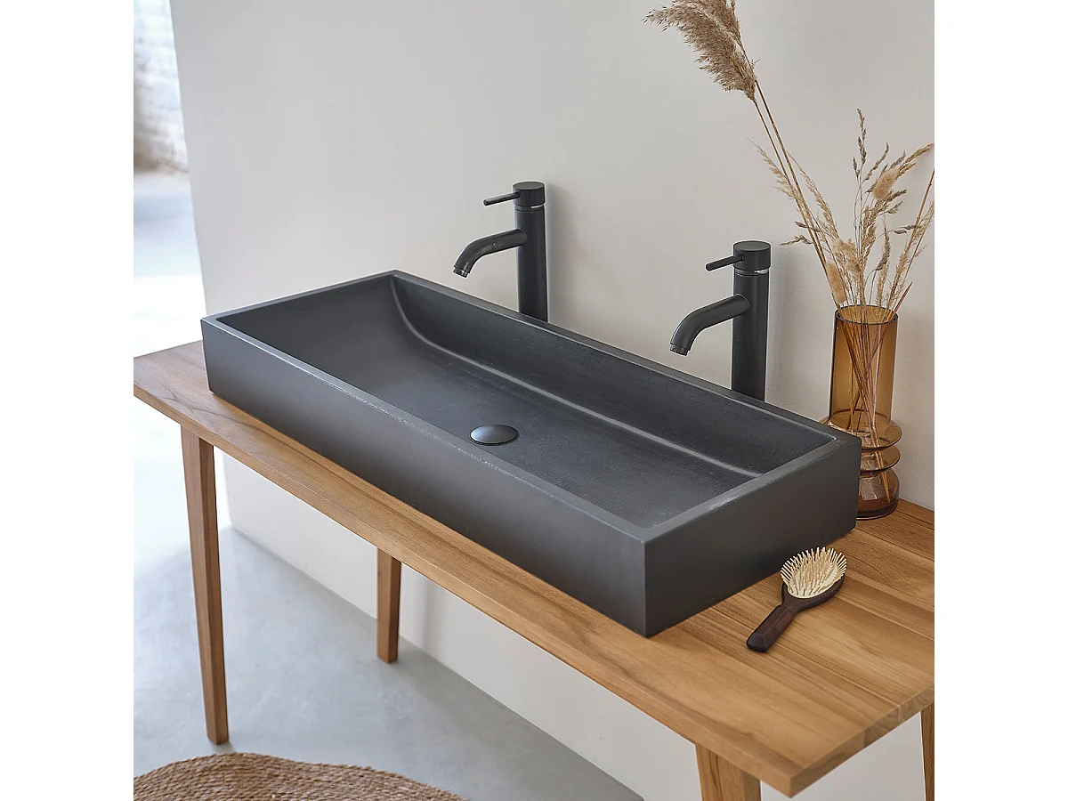 Lavabo de hormigón negro