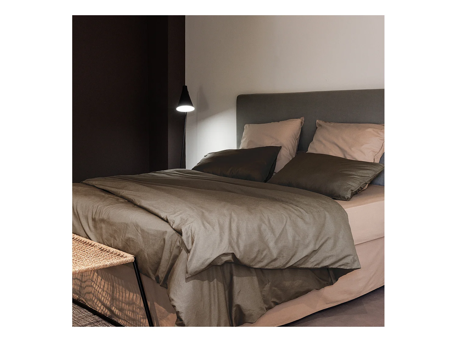 Parure de lit 200x200 cm et 65x65 cm coton lavé PALACE marron tabac 3 pièces