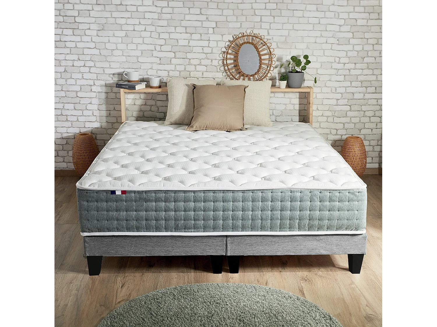Ensemble matelas Ressort 7 zones HYGGE + Sommier + couette + oreillers Fabriqué en France Dimensions - 2x80 x 200 cm, Sommier - Gris chiné
