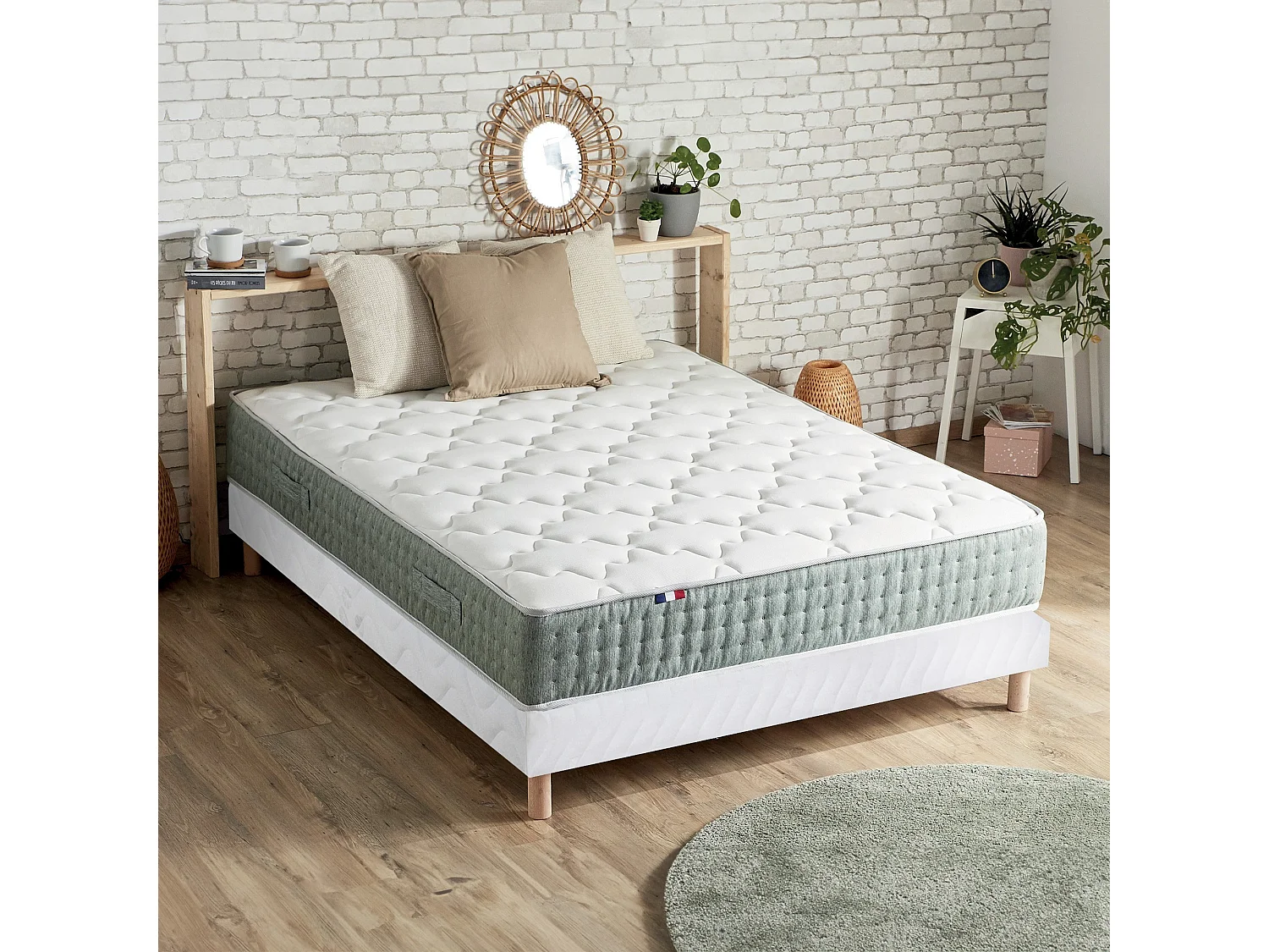 Ensemble matelas Ressort 7 zones HYGGE + Sommier + couette + oreillers Fabriqué en France Dimensions - 140 x 190 cm, Sommier - Blanc