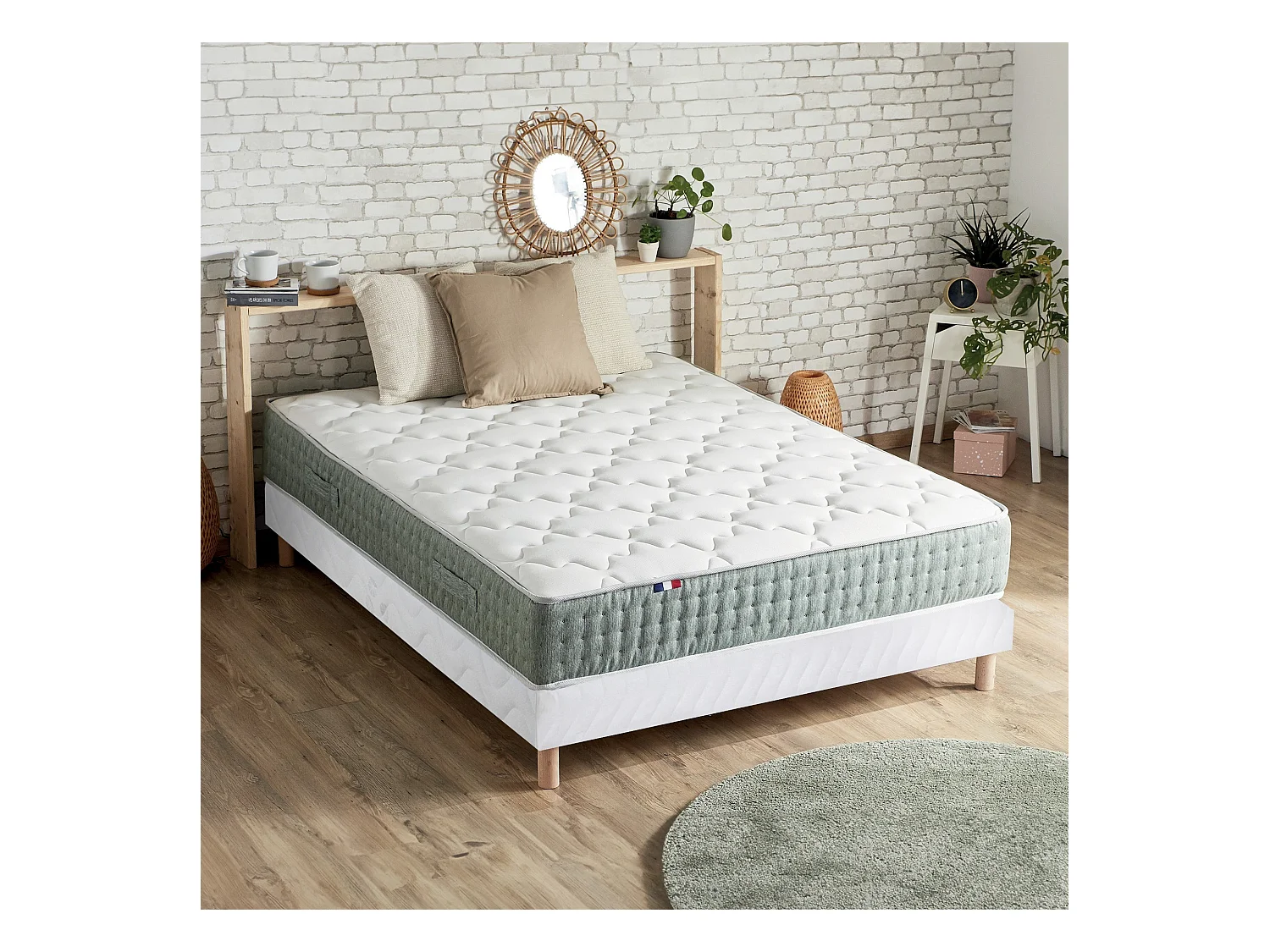 Ensemble + matelas Ressort 7 zones Face Hiver/Eté différente HYGGE Fabriqué en France Dimensions - 140 x 190 cm, Sommier - Blanc