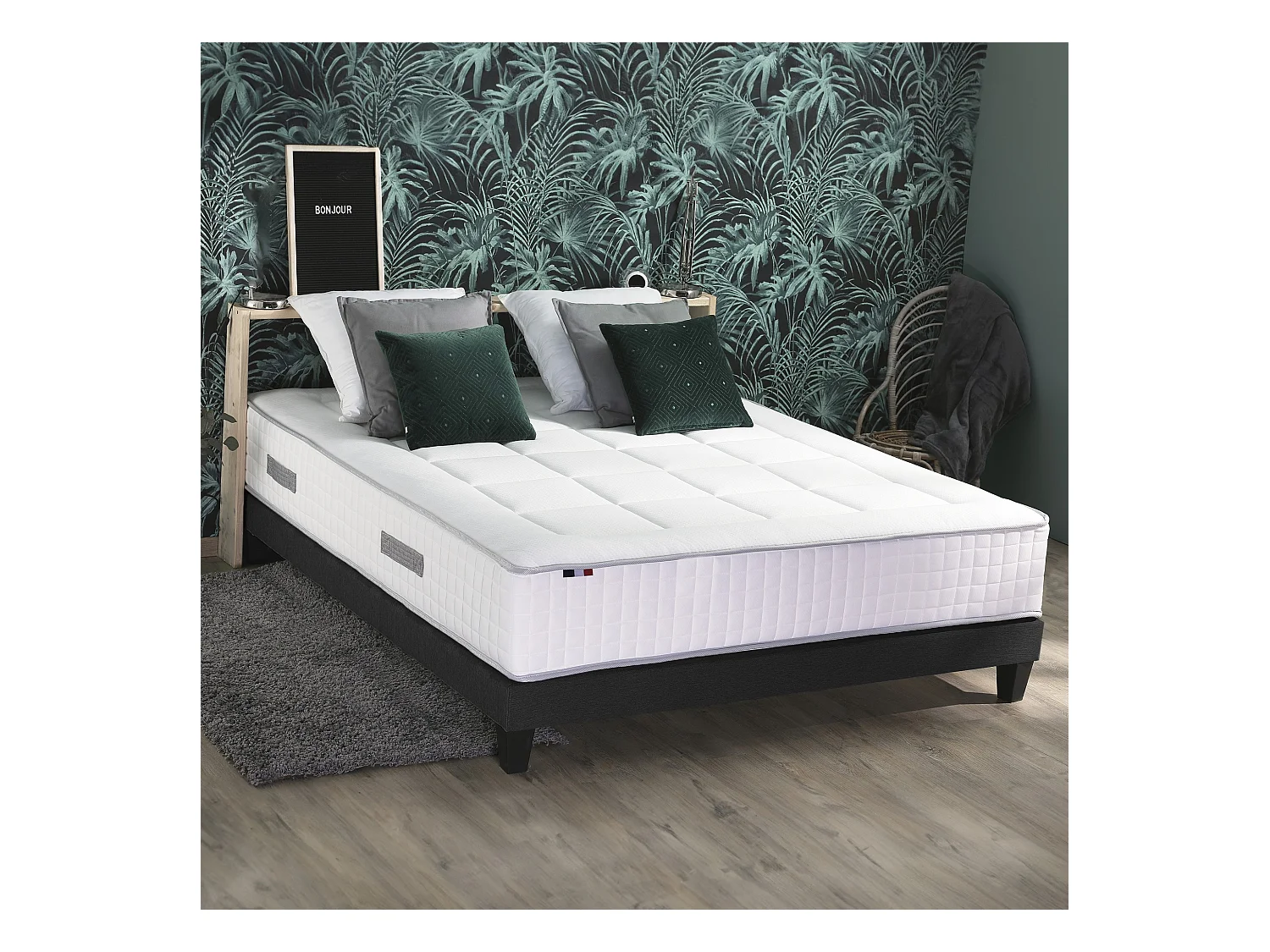 Ensemble matelas mémoire de forme BELLAGIO 2 et sommier déco Dimensions - 140 x 190 cm