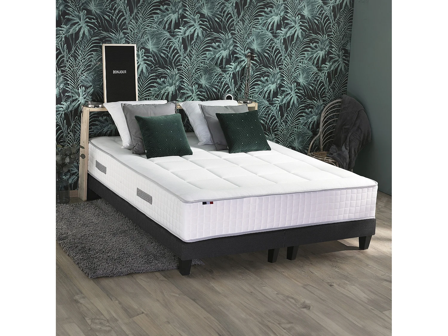 Ensemble Matelas Ressort 7 zones + Mémoire de forme + Sommier + couette + oreillers BELLAGIO Fabriqué en France Dimensions - 2x90 x 200 cm