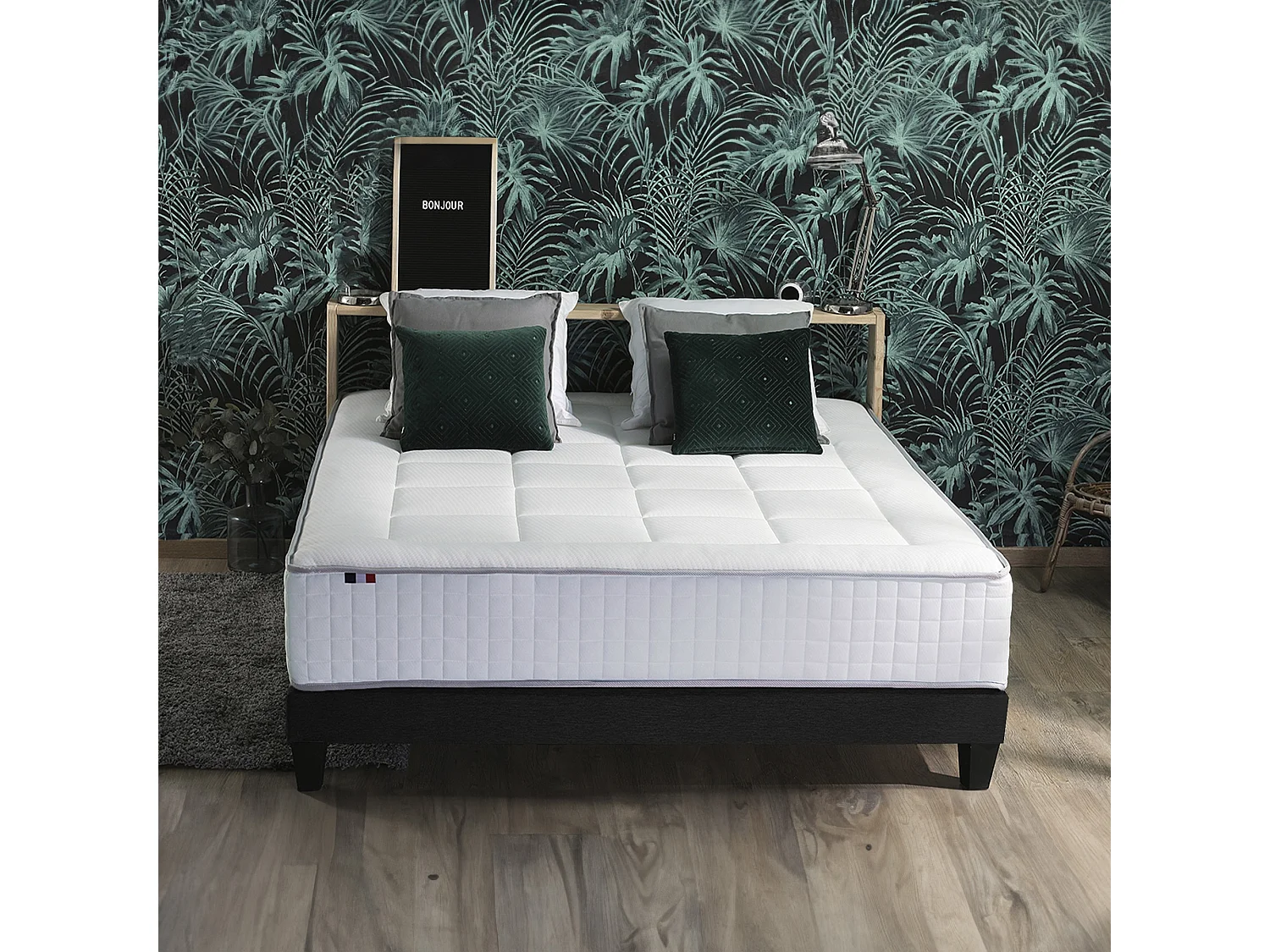 Ensemble Matelas Ressort 7 zones + Mémoire de forme + Sommier + couette + oreillers BELLAGIO Fabriqué en France Dimensions - 140 x 190 cm