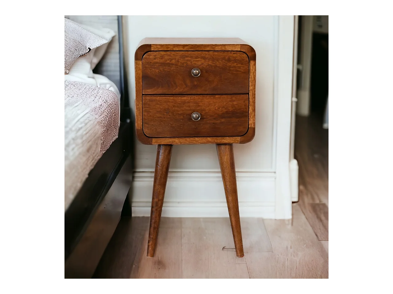 NACHTTISCH aus Massivholz