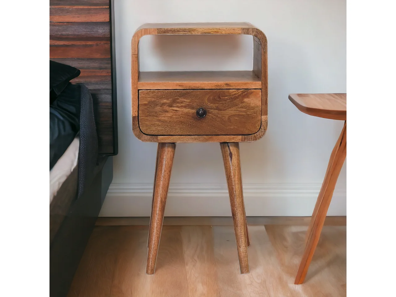 Artisan Furniture Mini Comò Curvo in Legno Massello di Quercia con Design Aperto, Comodino