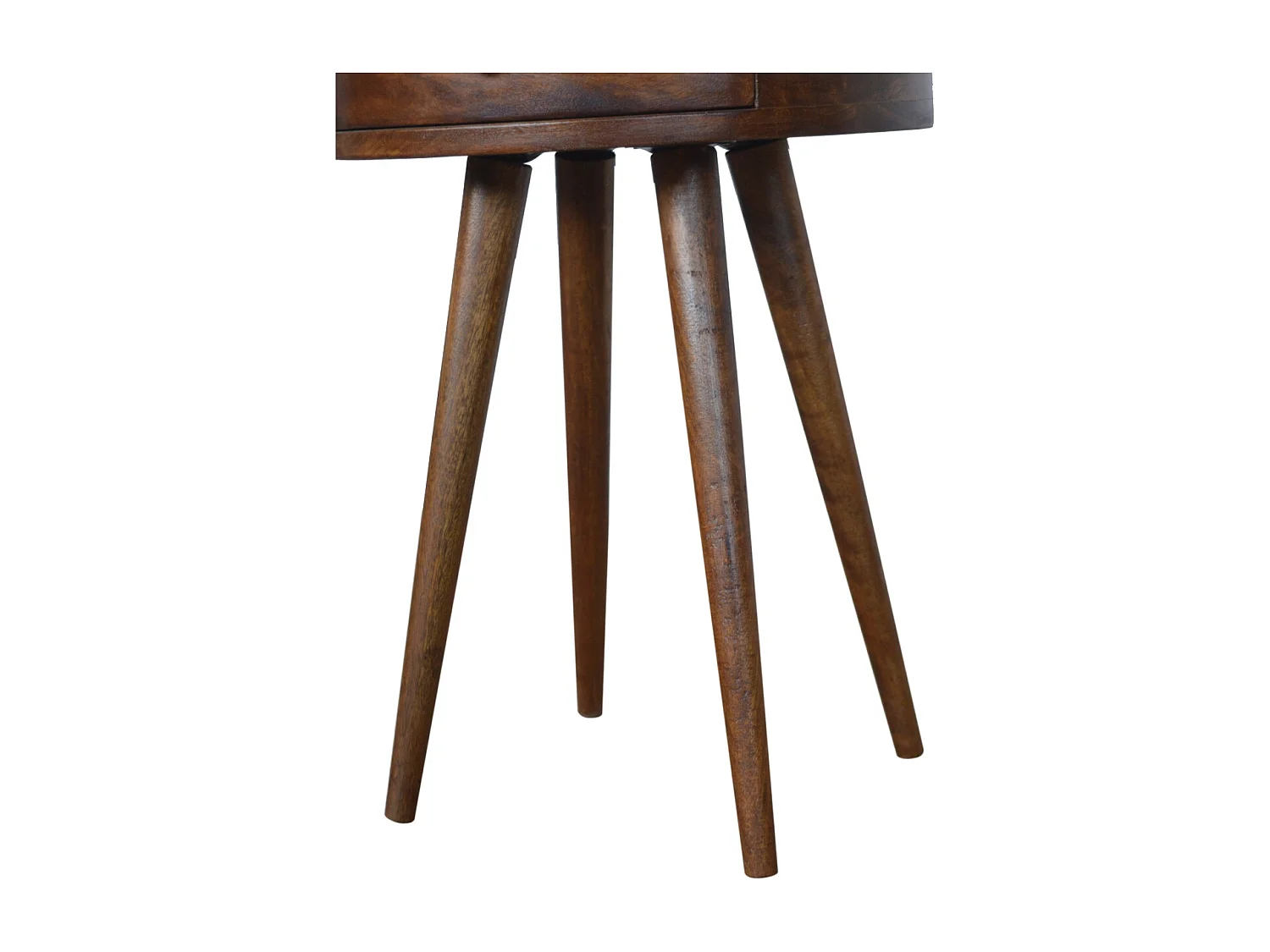 Table de chevet circulaire nordique en châtaignier.