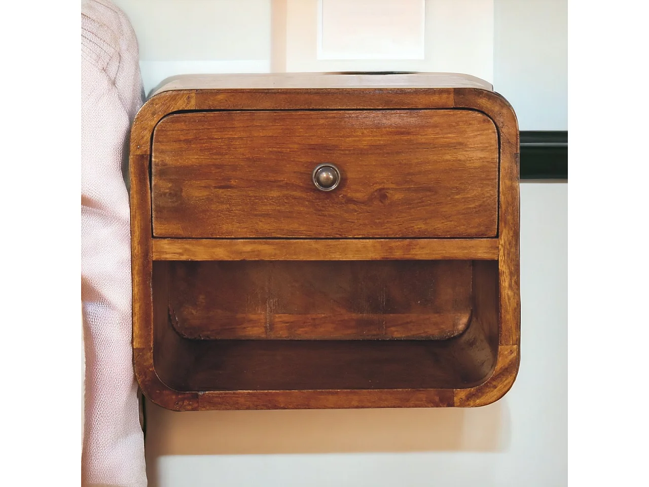 Artisan Furniture Massief Houten Mini Kastanje Zwevende Nachtkast met Gebogen Ontwerp, Slaapkamer Nachtkastje