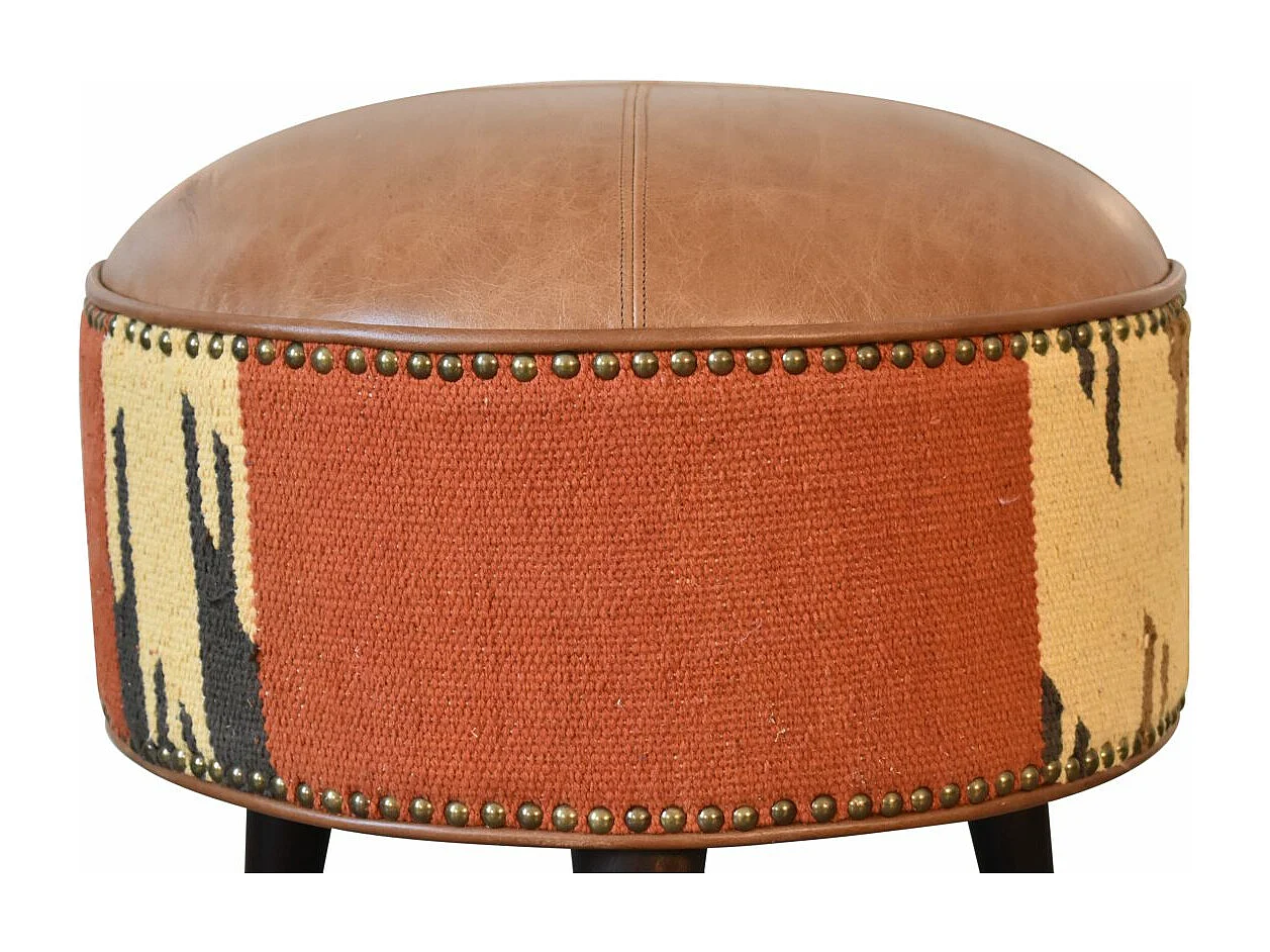 Pouf mixte en Durrie et cuir.