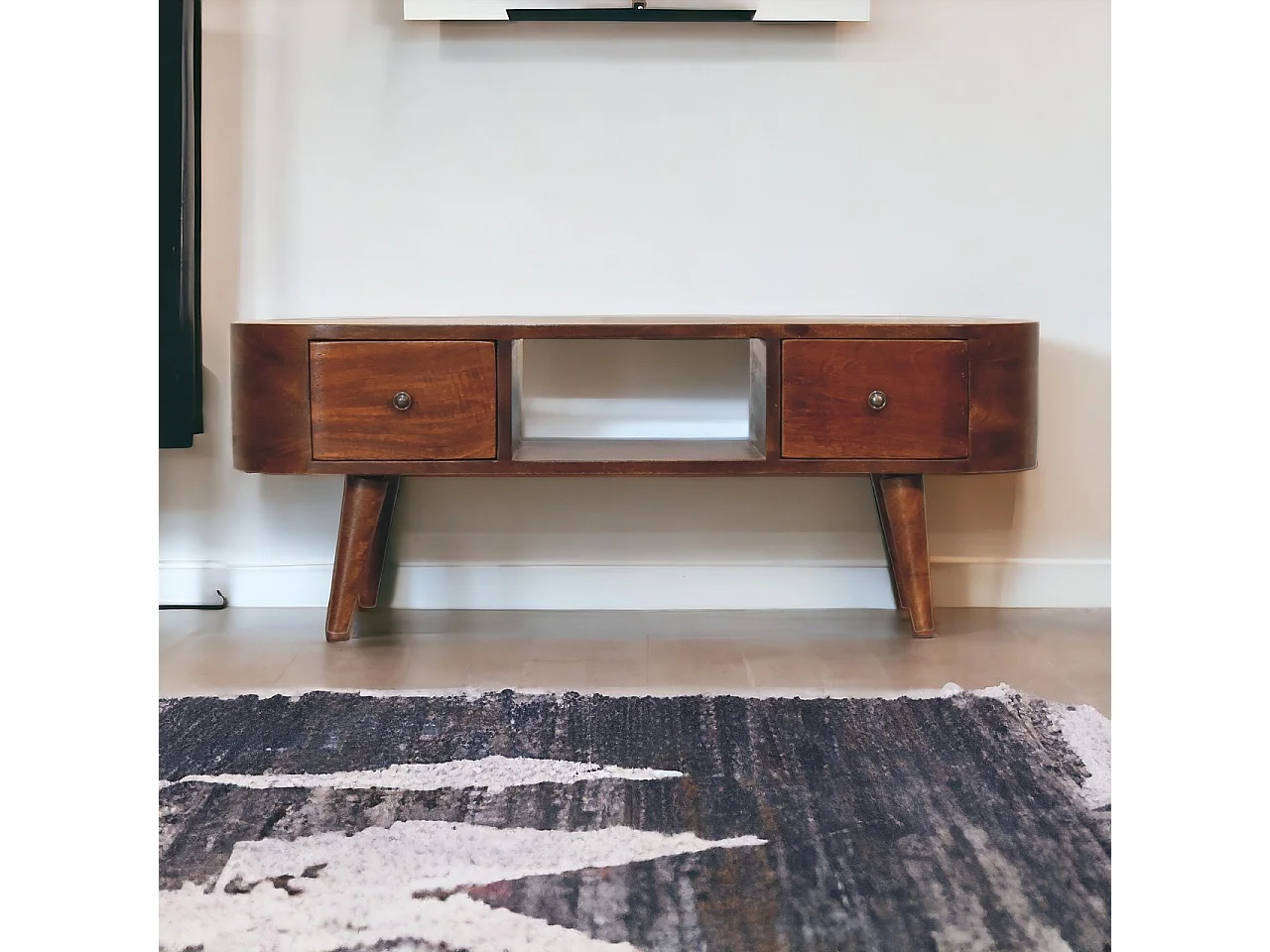 Unité Médias Ronde Ouverte en Châtaignier