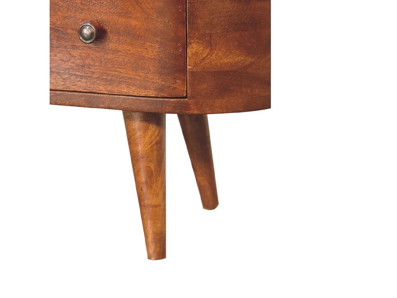 Unité Médias Ronde Ouverte en Châtaignier