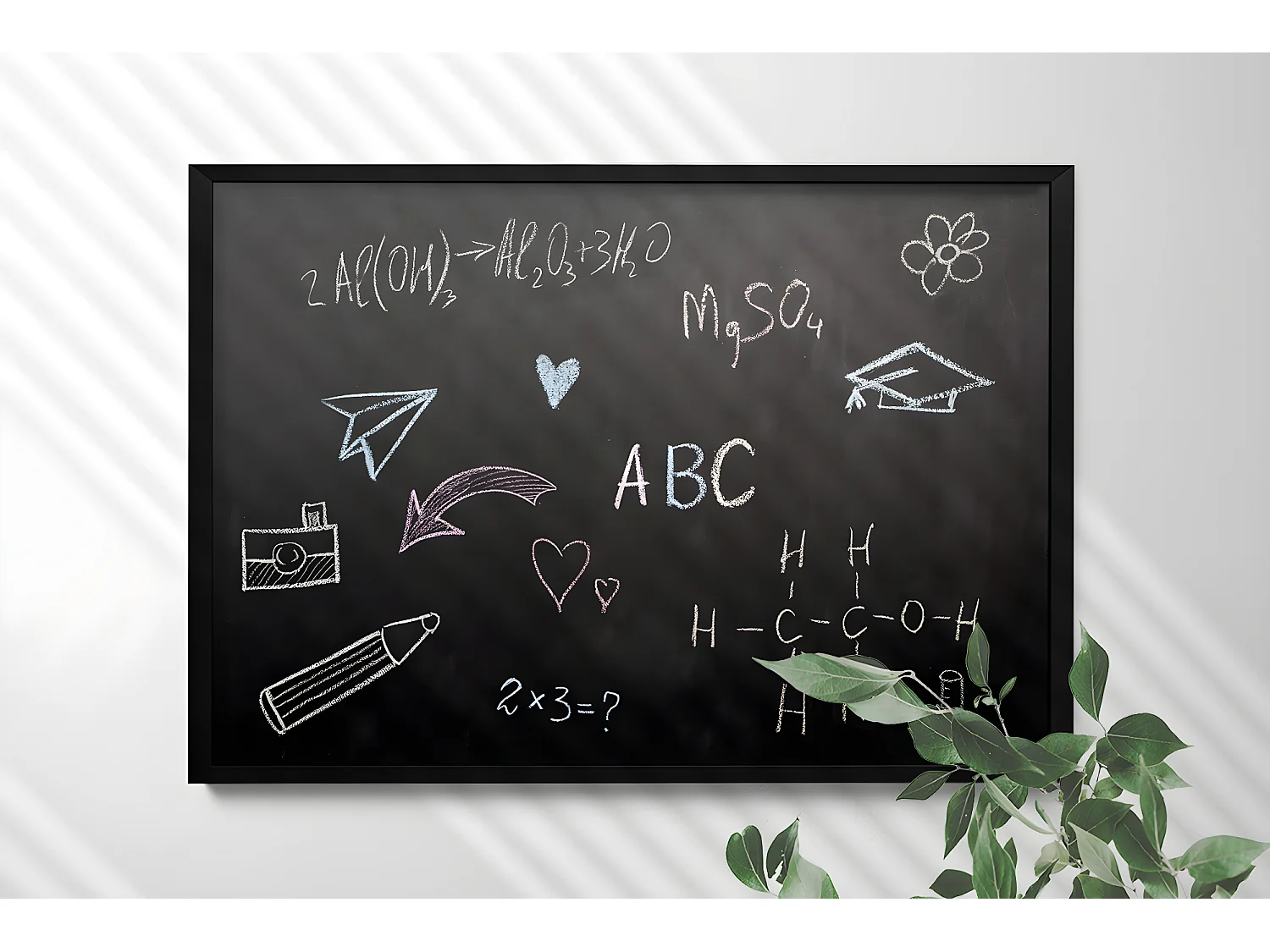 Tableau noir grand et solide, cadre noir, niveau vertical 100x70 cm + craie de couleur, tableau minimaliste pour le bureau, organisation de l'espace