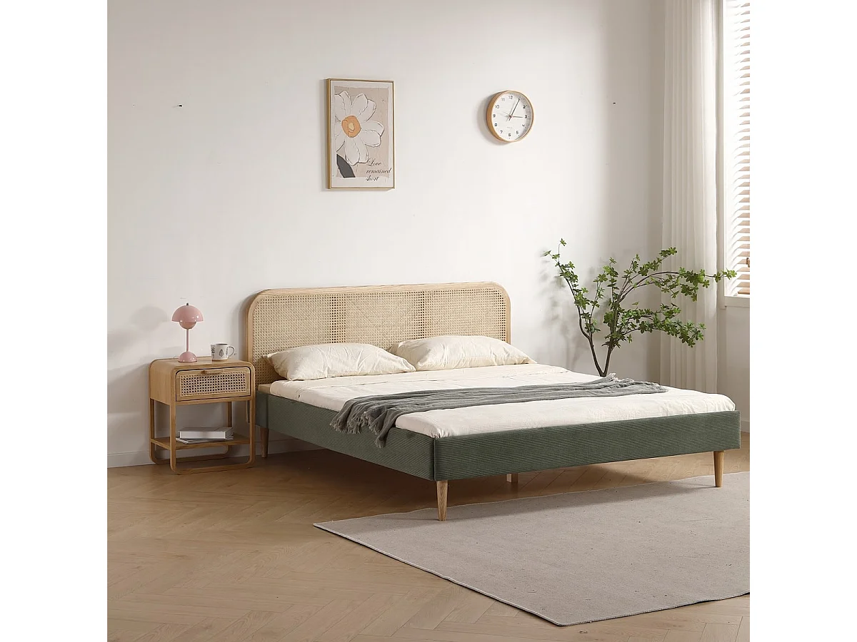 Lit adulte 140x190 cm en velours côtelé vert kaki avec tête de lit en cannage - Dalia