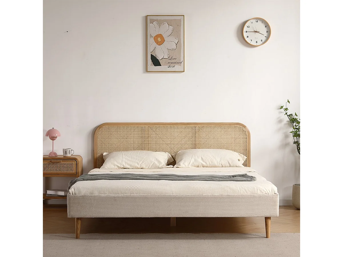 Lit adulte 180x200 cm en velours côtelé beige avec tête de lit en cannage - Dalia