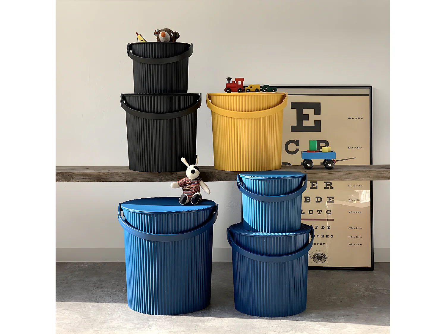 Secchio portaoggetti rosso da 10 litri