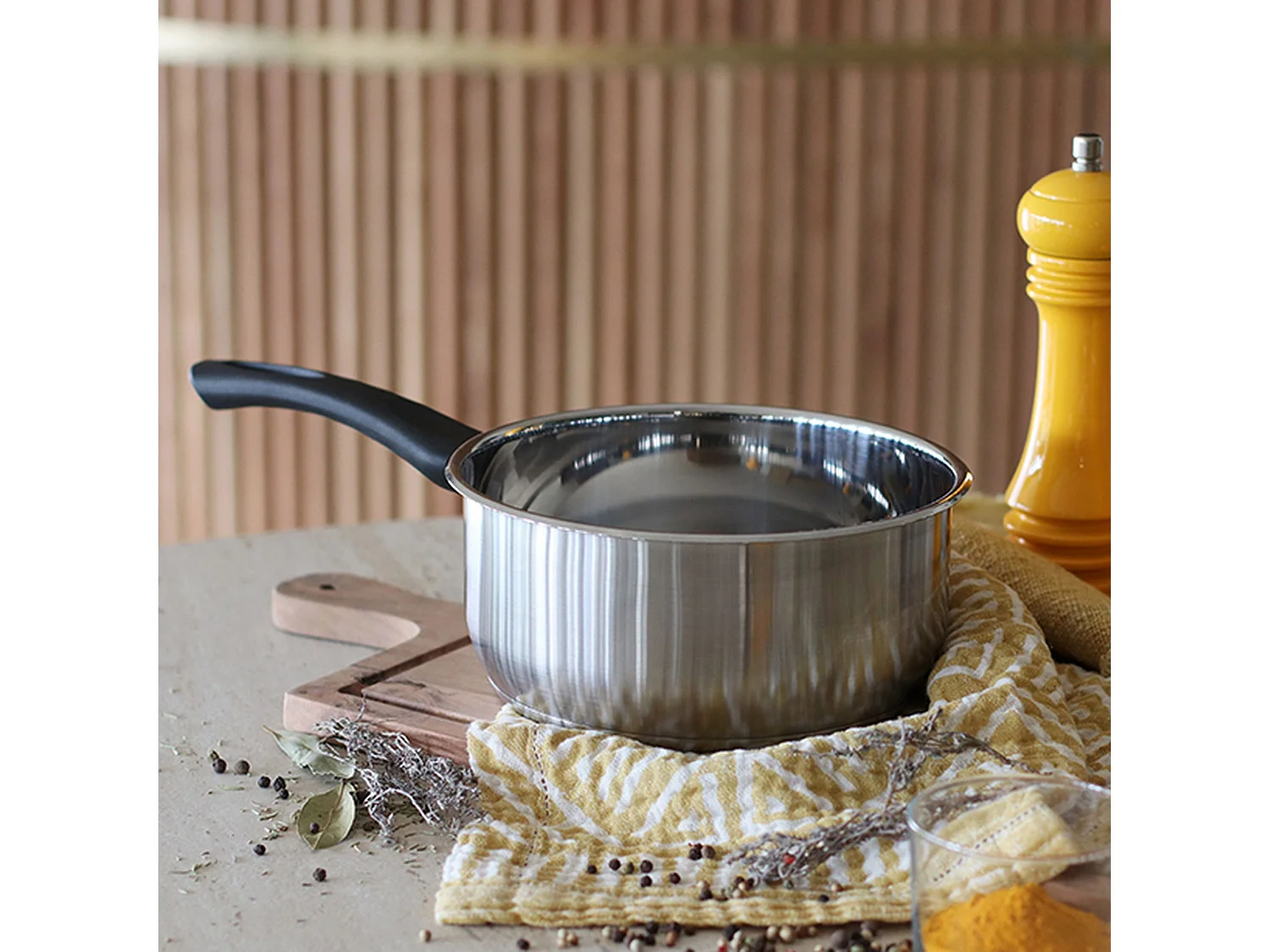 Menastyl - Casserole First 20cm En Acier Inoxydable