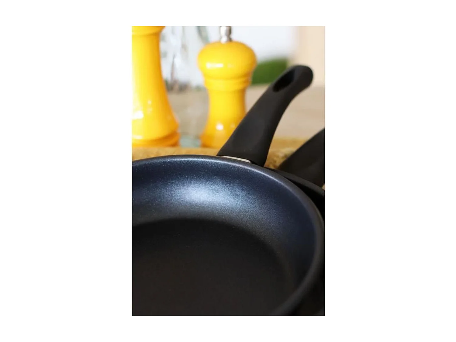 Menastyl - Poele First 20cm En Acier Inoxydable