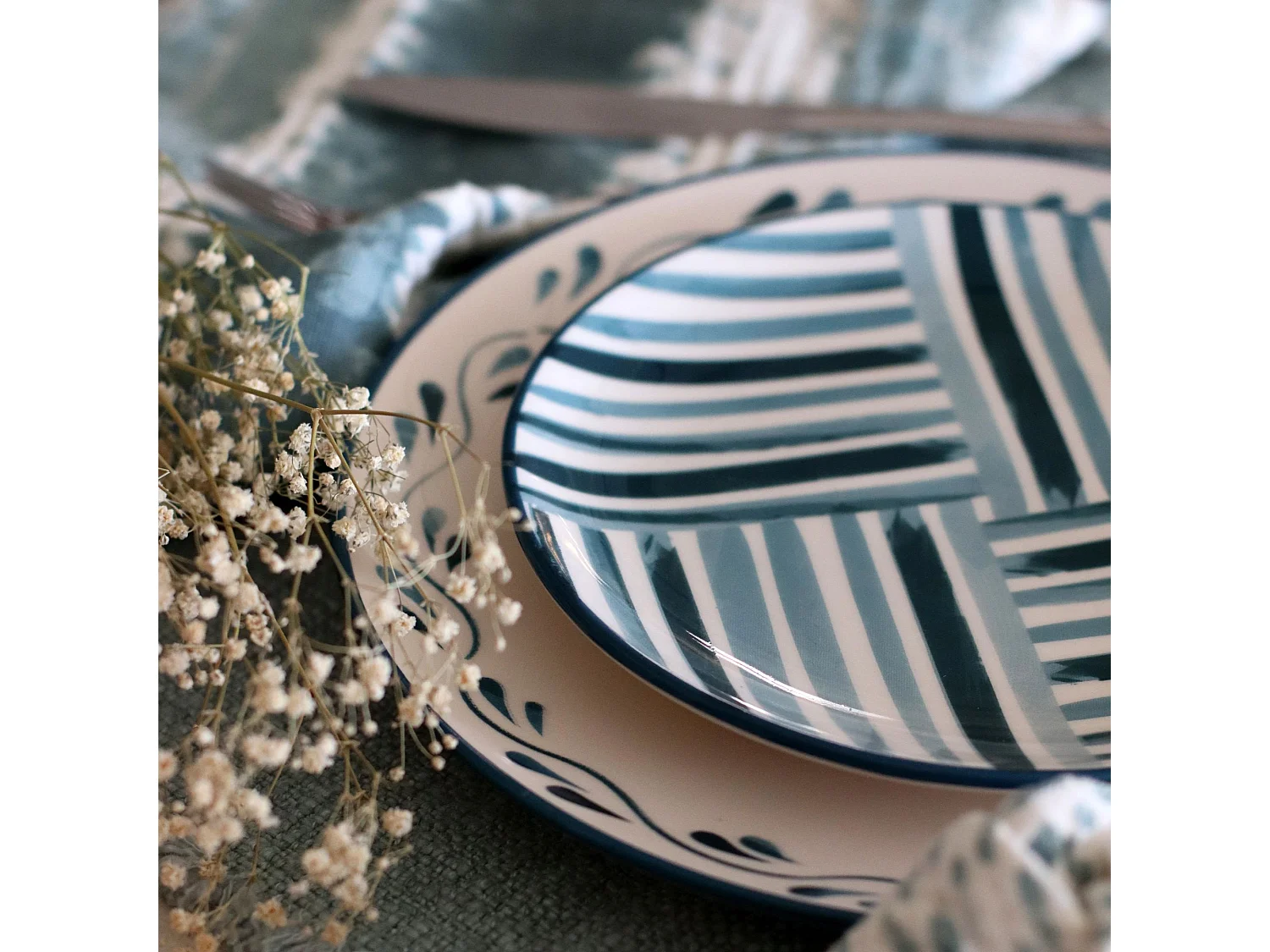 Lot 6 Assiettes Plates Azur 26 Cm – Vaisselle Grès NOVASTYL – Micro-ondes Compatible – Touche Couleur Table
