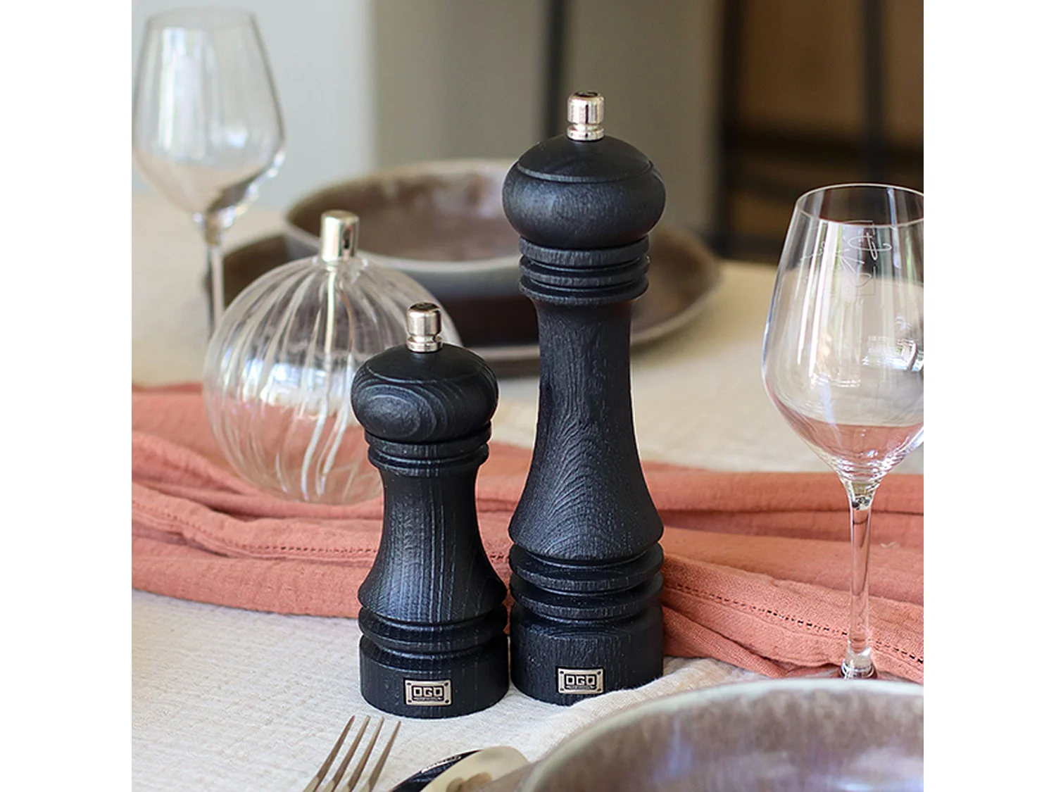 Ogo Living - Moulin A Poivre Recycle 23cm En Bois De Hetre Noir