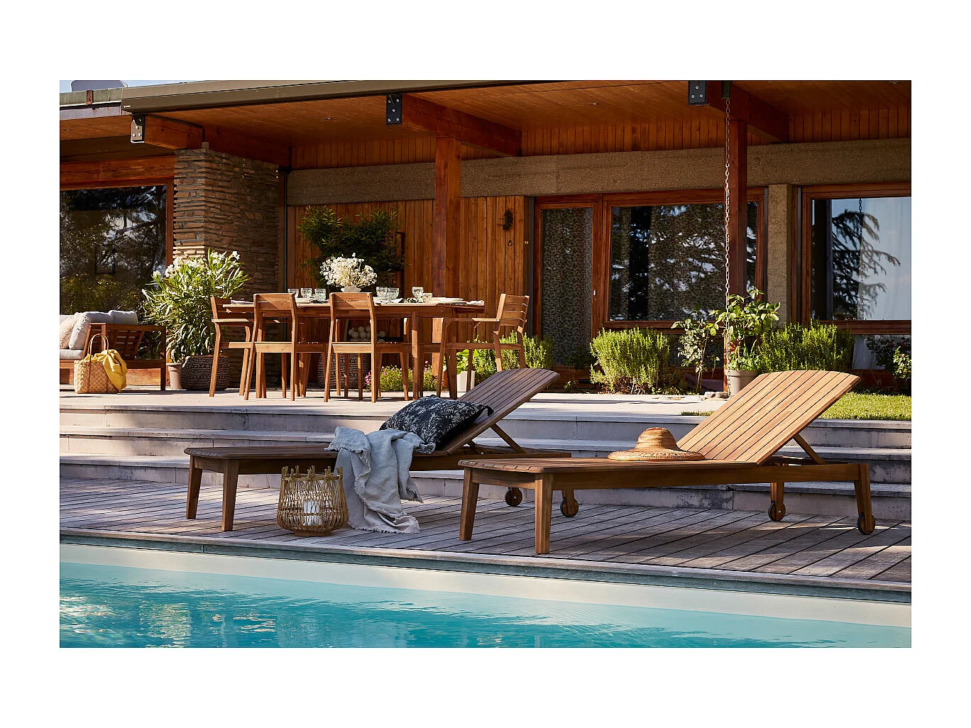 Bain de soleil en bois massif CANOPEE