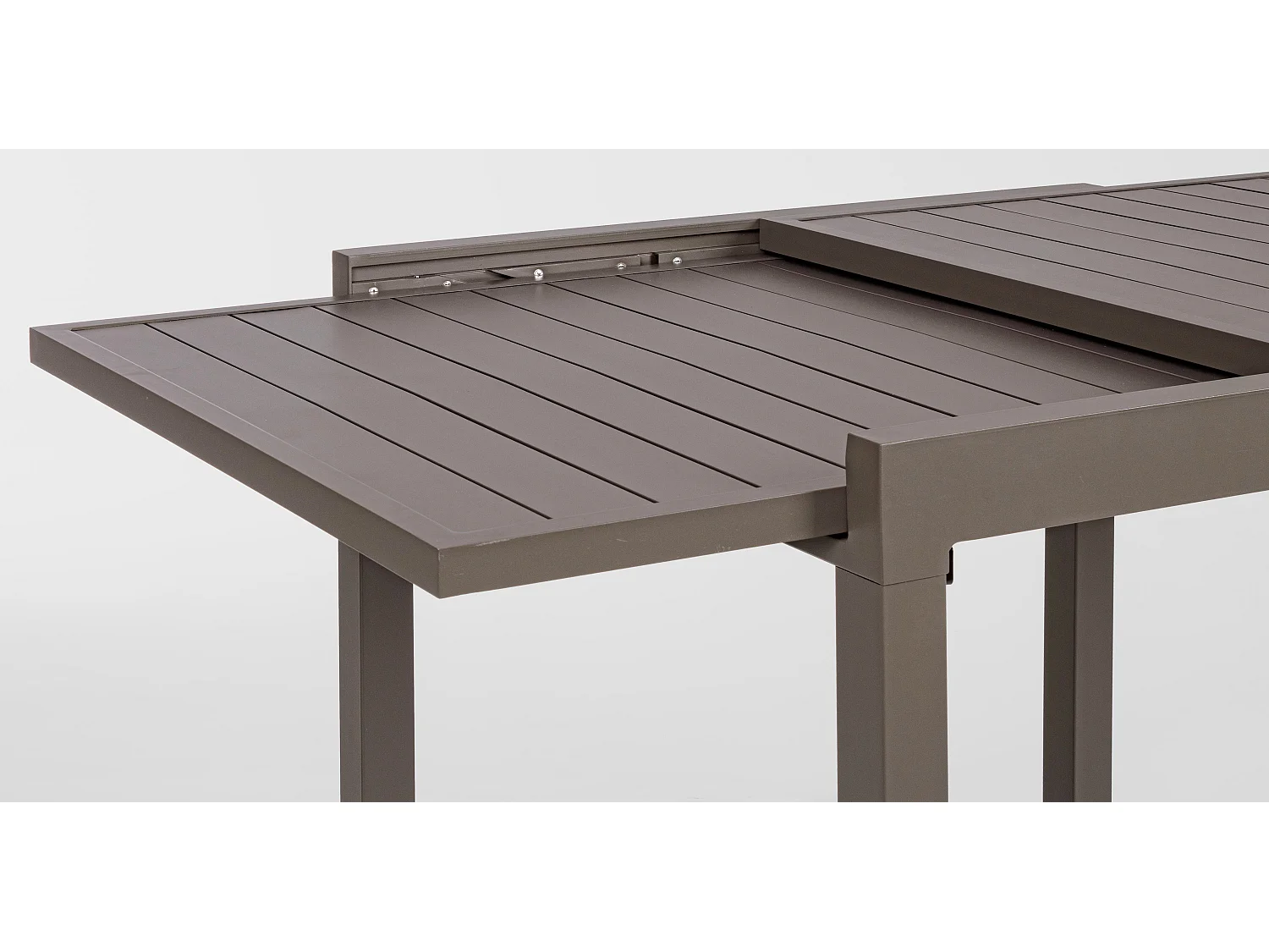 Table extensible de jardin aluminium marron Paga L 83-166cm