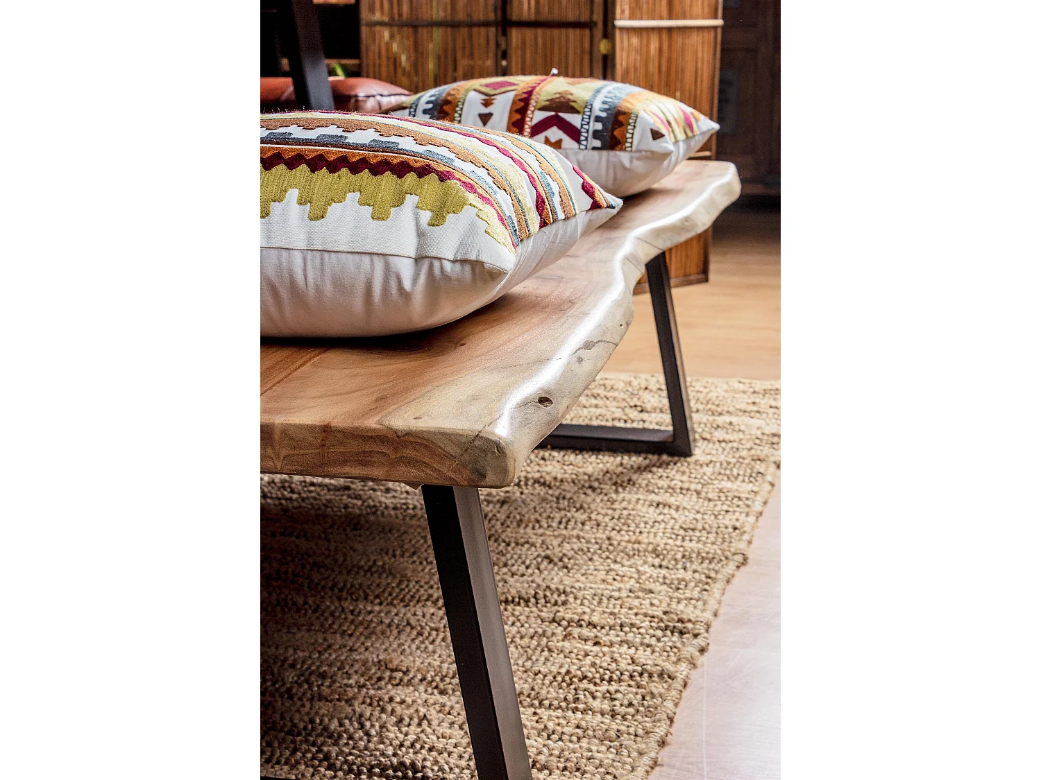Banc en bois d'acacia et pieds en acier Amaly 178cm