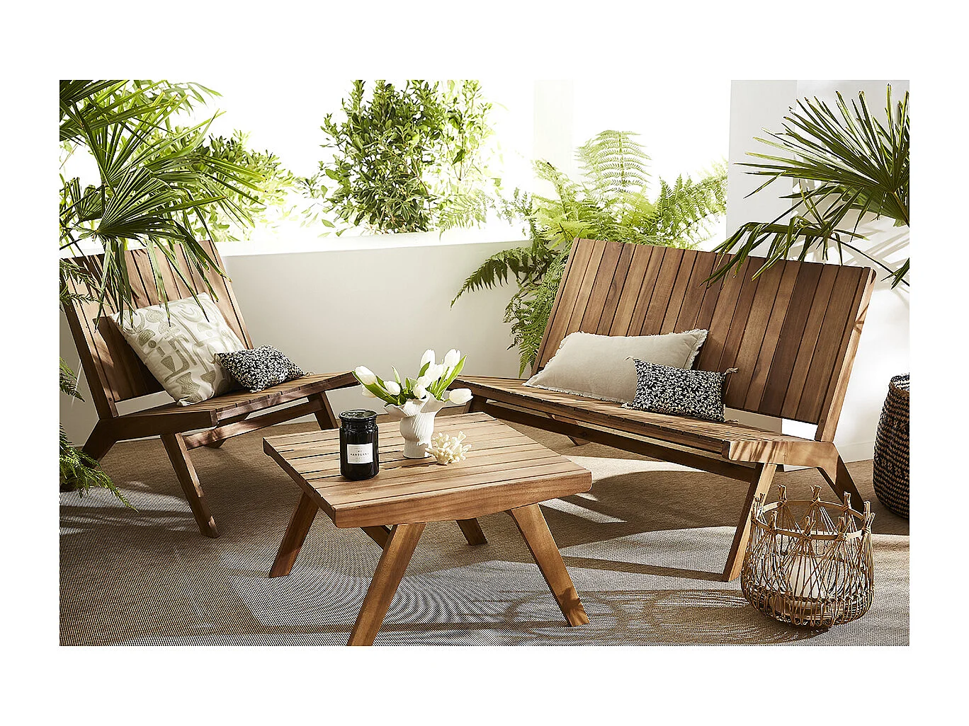 Gartenmöbel Bank 2-Sitzer und Couchtisch aus Massivholz TIDAK