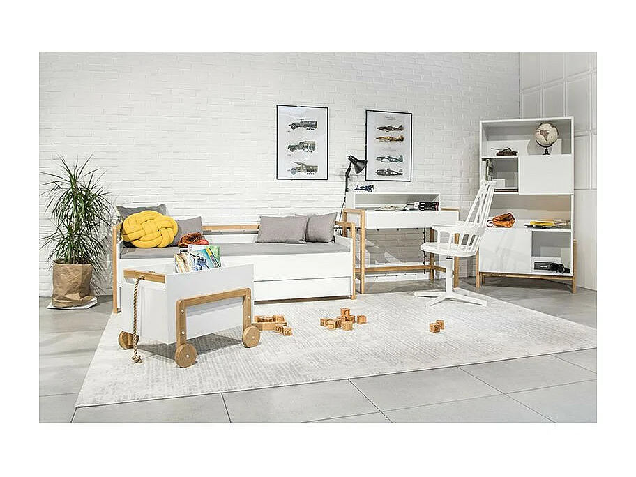 Cómoda infantil escandinava de madera blanca y roble Vanka