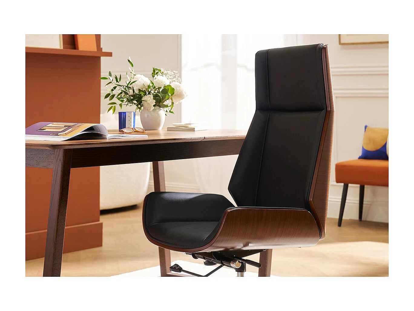 Design-Bürosessel dunkles Holz und Schwarz CURVED