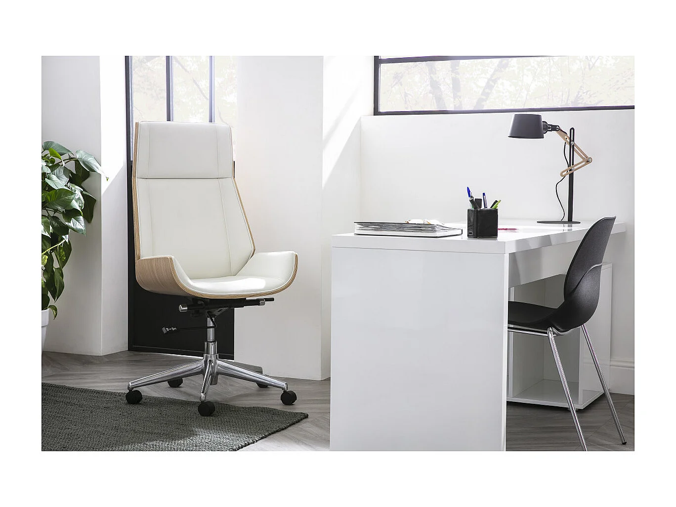 Sillón de escritorio moderno madera clara y blanca CURVED