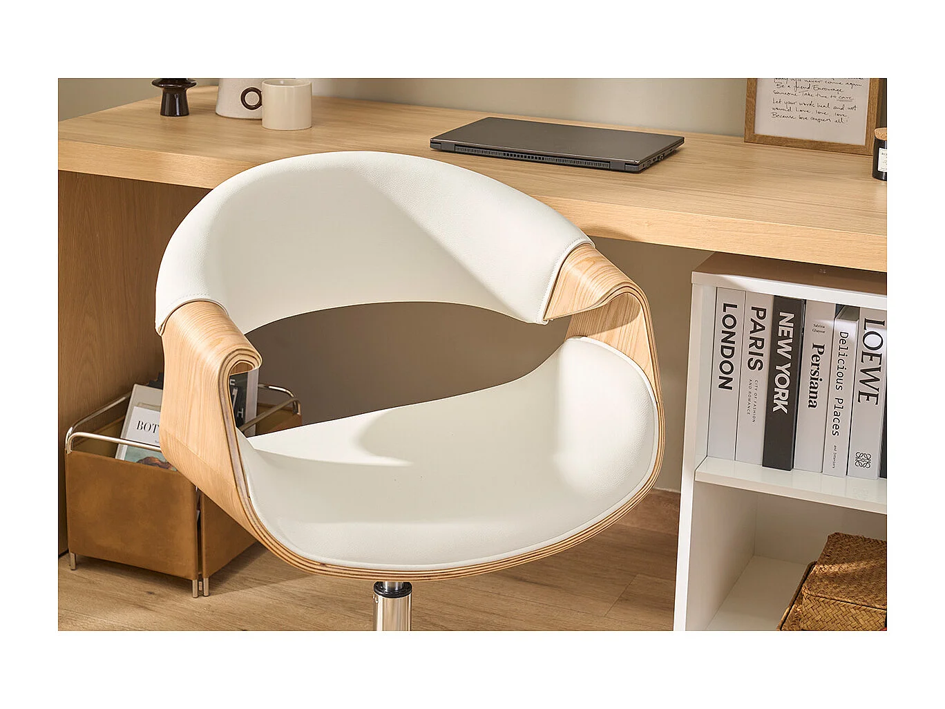 Silla de escritorio moderna polipiel blanca/madera clara ARAMIS