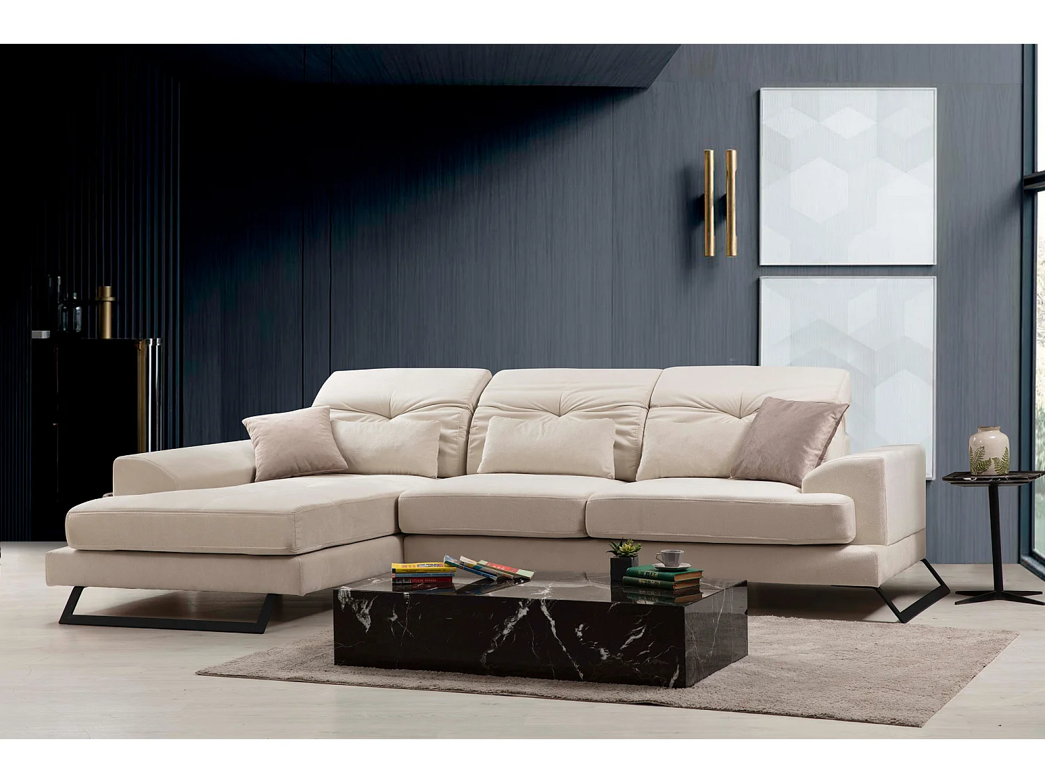 Canapé d'angle gauche velours beige clair têtières relevables pieds metal noir Briko 308cm