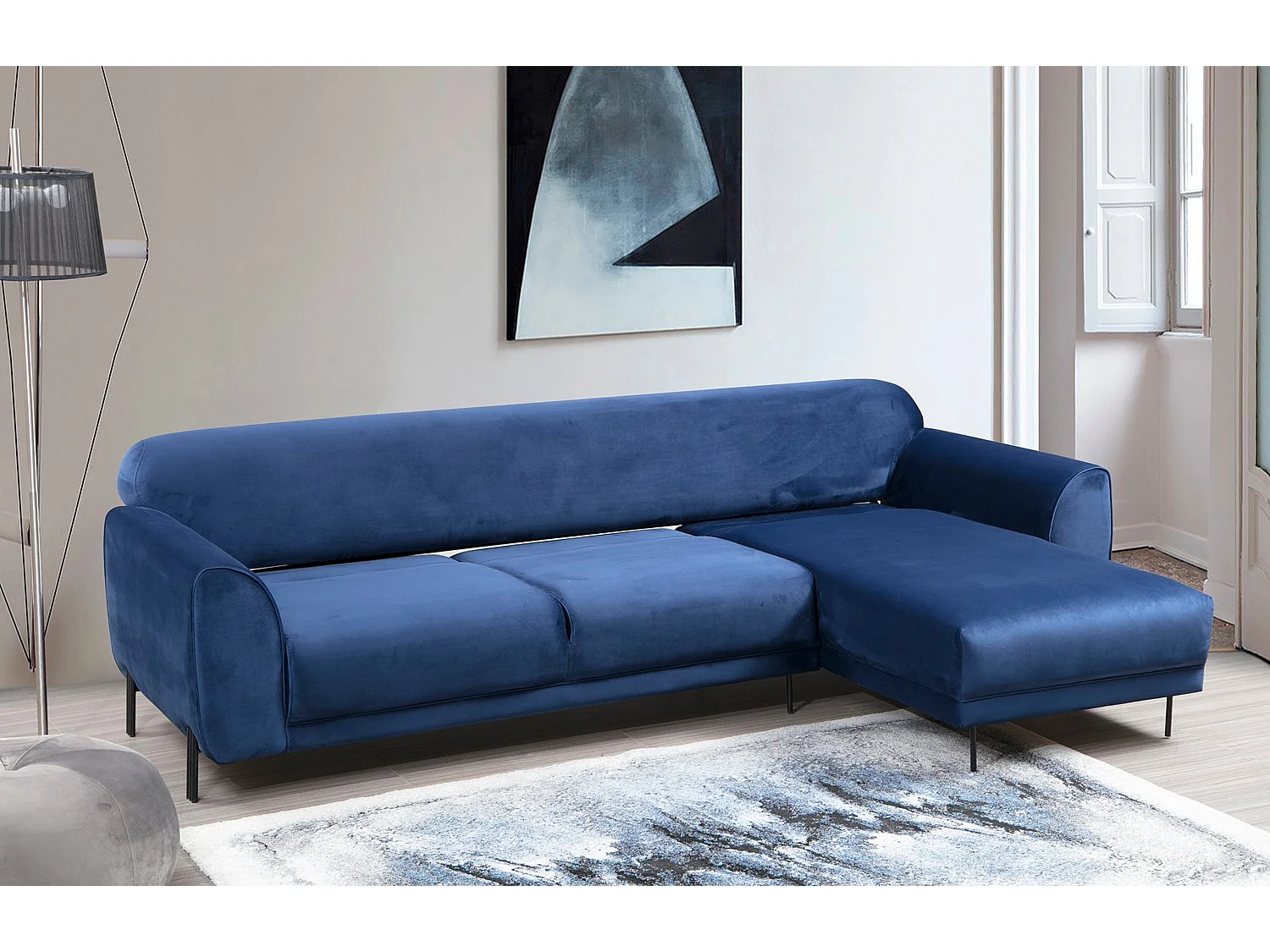 Designer rechterhoekbank in marineblauw fluweel en zwarte stalen poten Liza