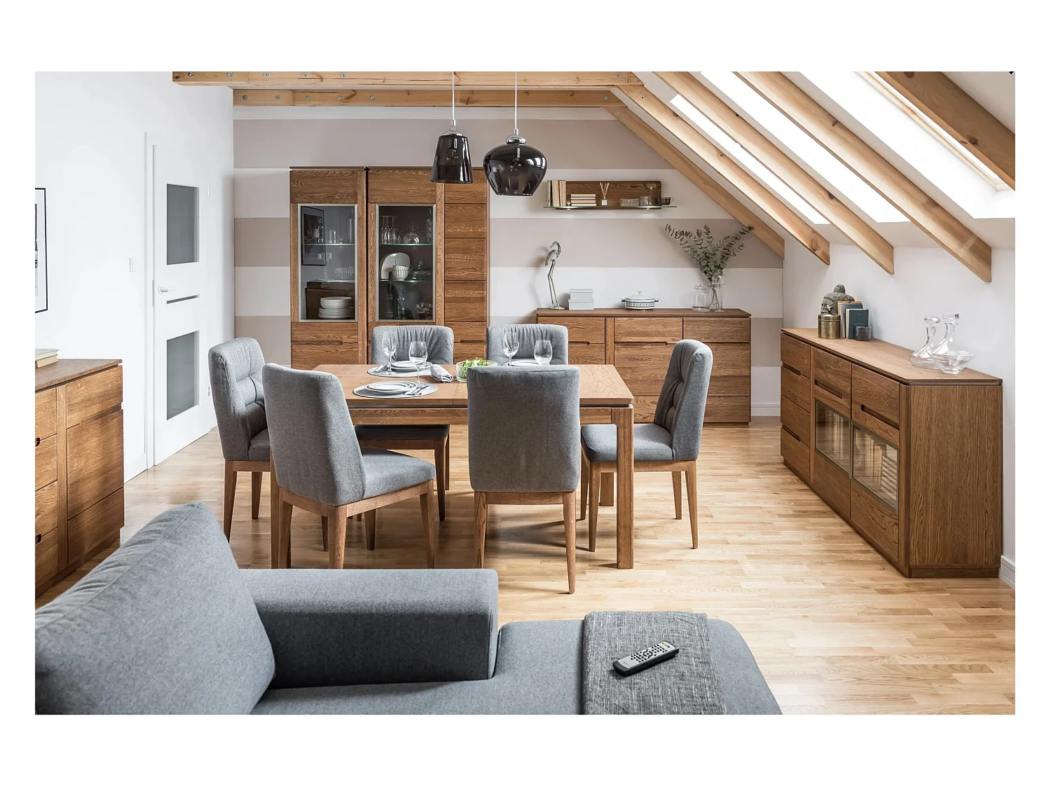 Vitrine en bois de chêne rustique Manky 82cm