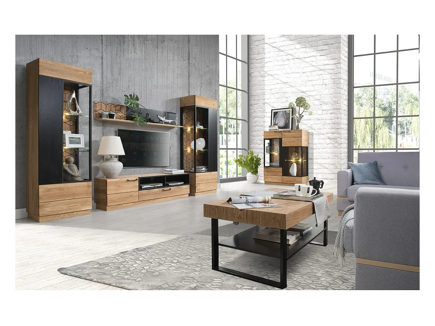 Vitrine 1 porte en bois de chêne miel et acier noir Mazora 67cm