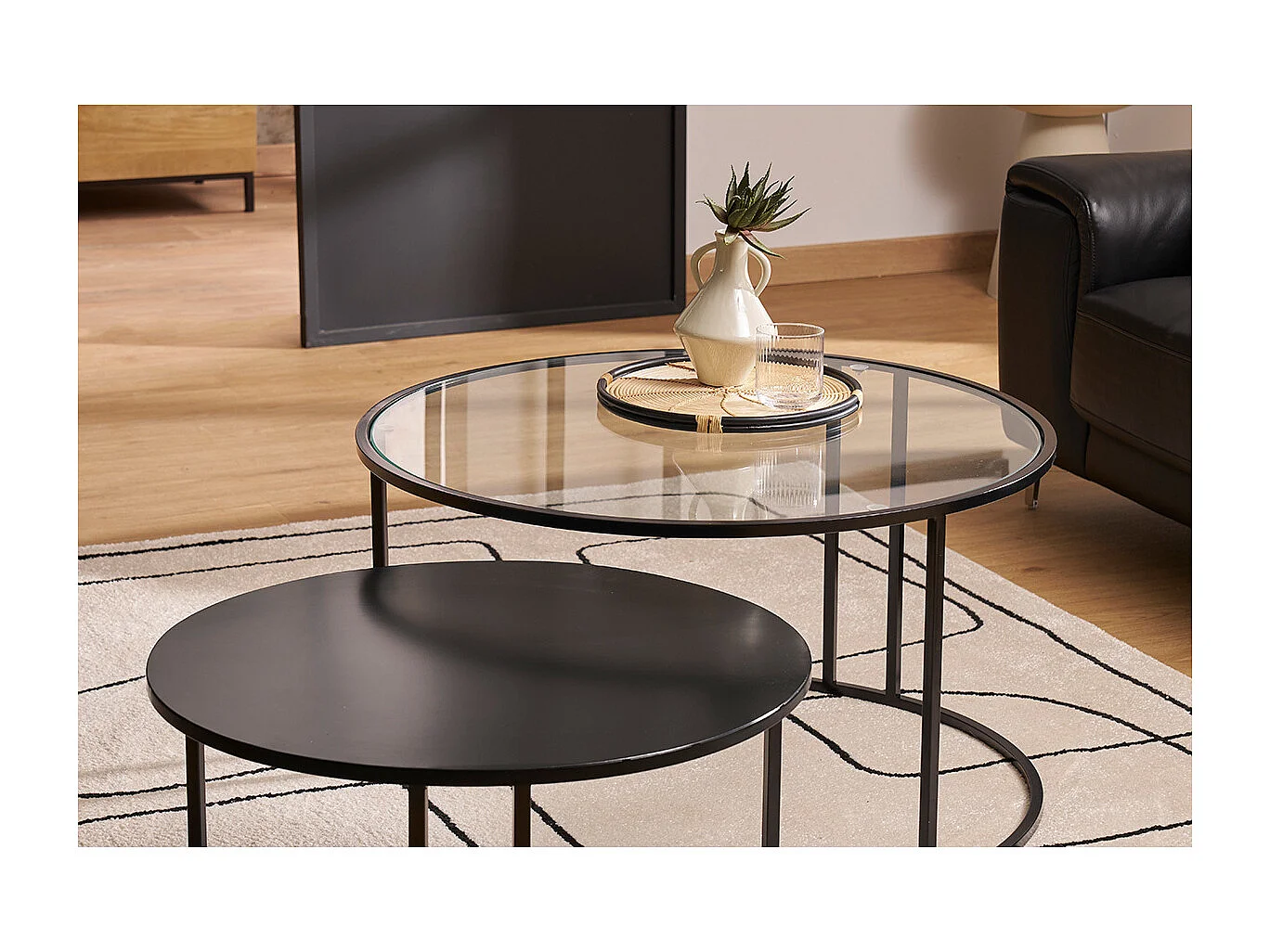 Verschachtelungstische aus Glas und Metall TAHL