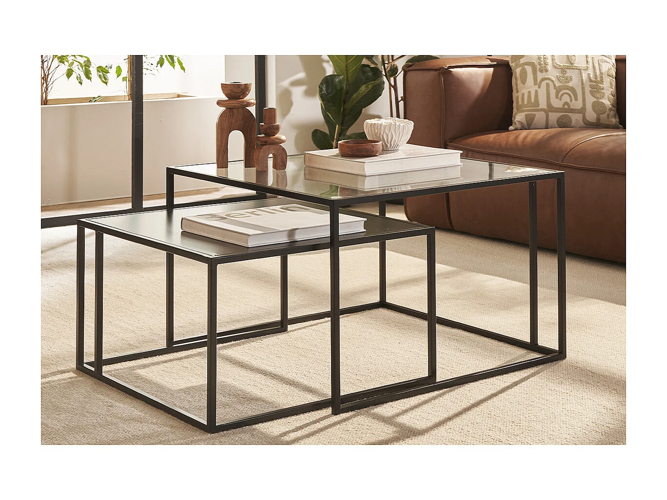 Tables basses gigognes carrées design verre trempé et métal noir (lot de 2) TAHL
