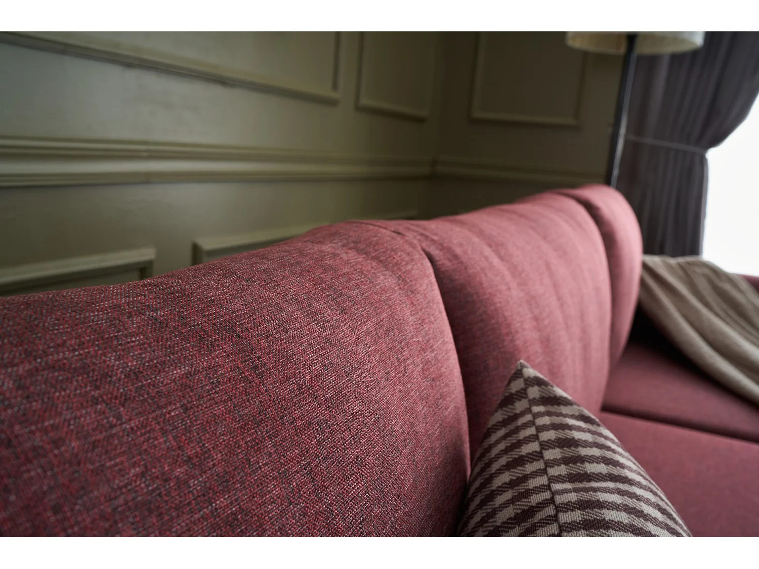 Canapé panoramique tissu rouge méridiennes modulables Kinju 305cm