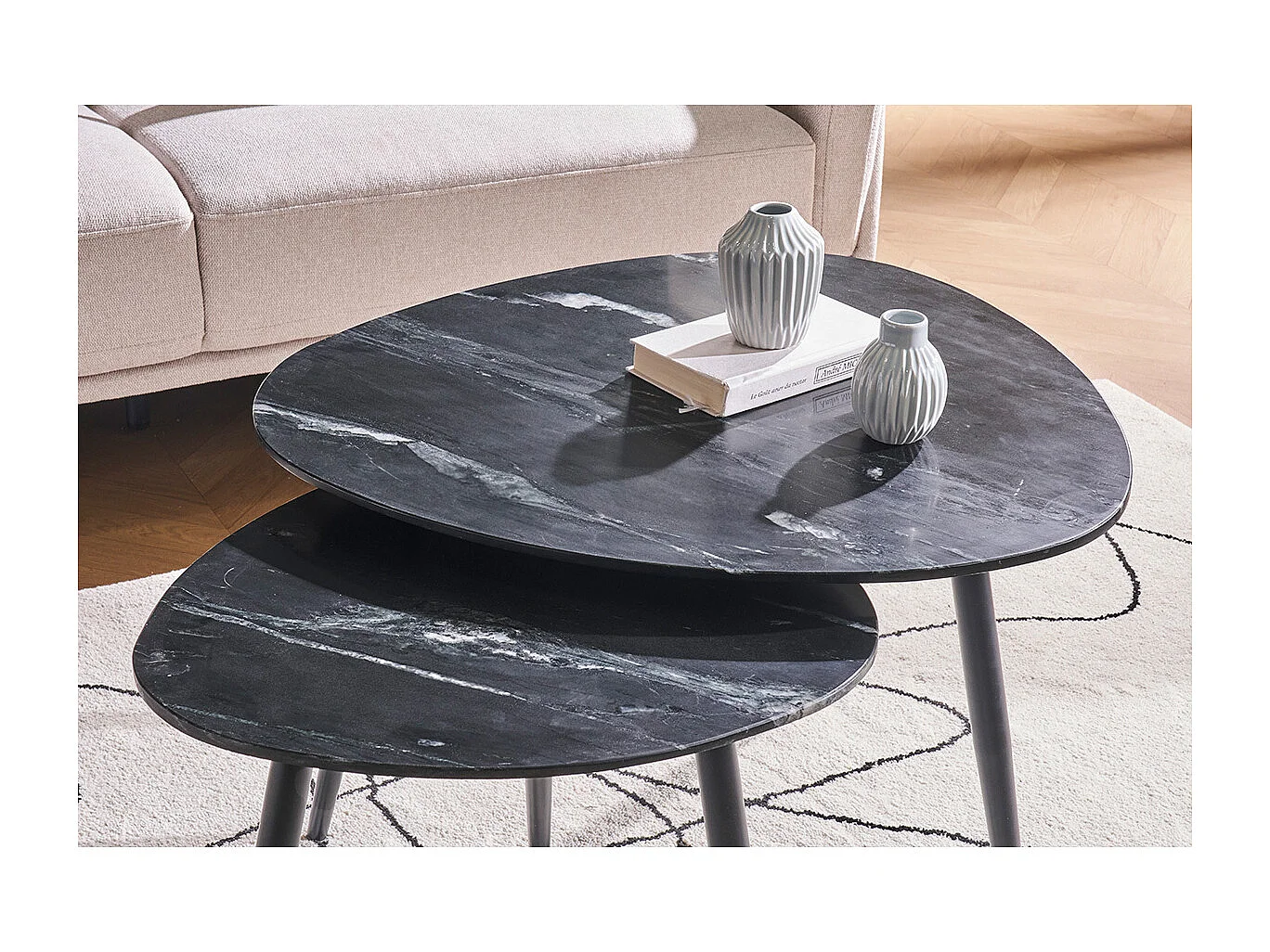 Set de 2 mesas de centro ovaladas de mármol negro y metal PLATZ