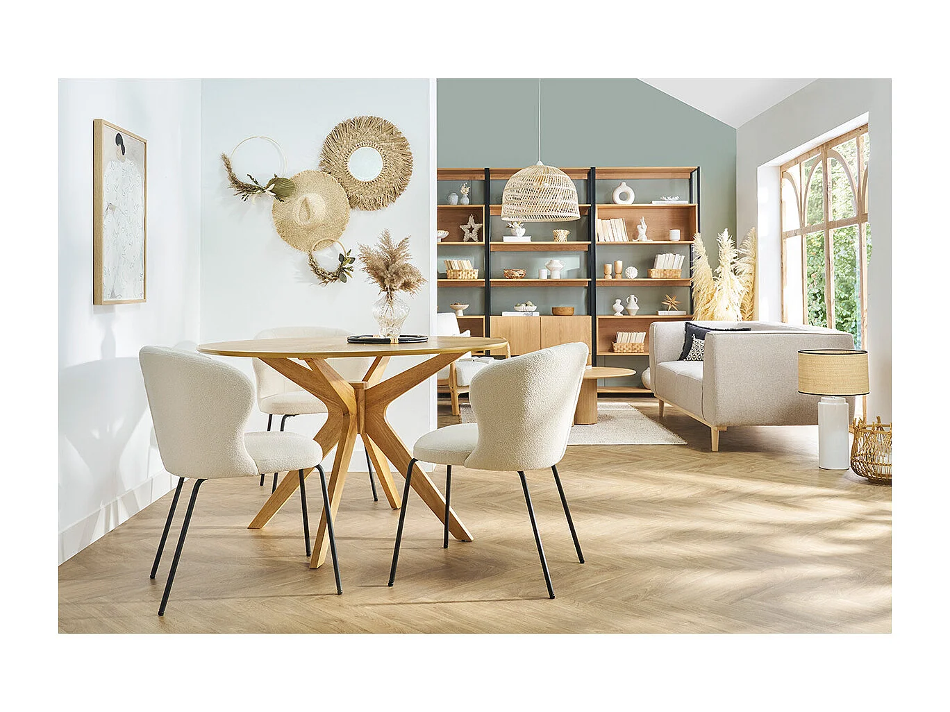 Design-Stuhl aus weißem Stoff mit Bouclé-Wolleffekt und schwarzem Metall YDA