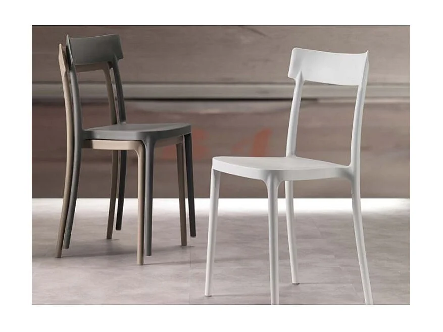 Chaise italienne empilable polypropylène Saray - Lot de 4-Couleur Rouge