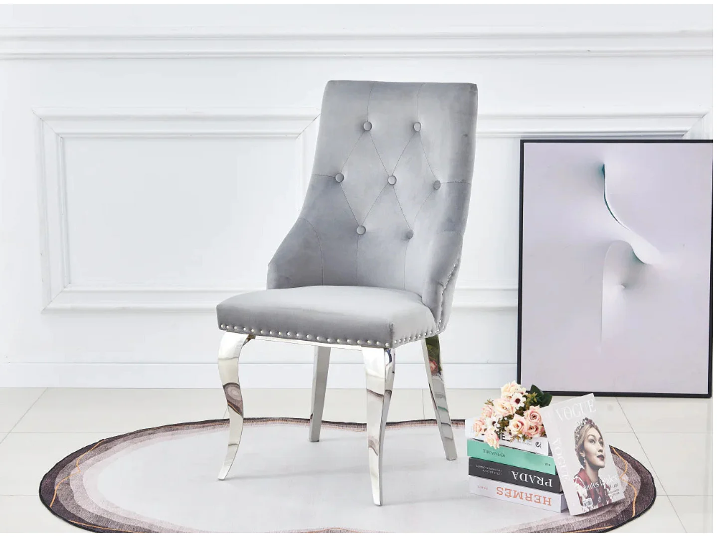 Chaise capitonnée velours avec anneau d'un lion au dos et pieds métal effet miroir Liona - Lot de 4-Couleur Beige foncé