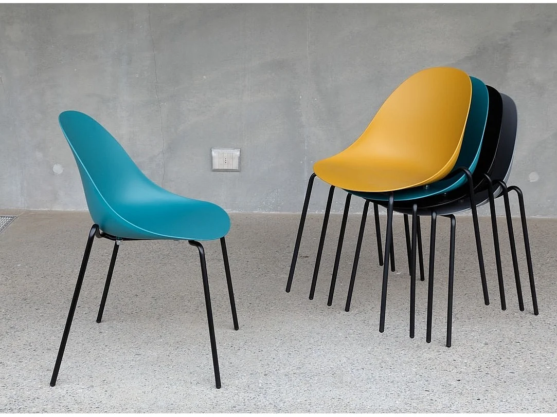 Moderne stoel in polypropyleen en zwart metaal Zola - Set van 4-Kleur Grijs