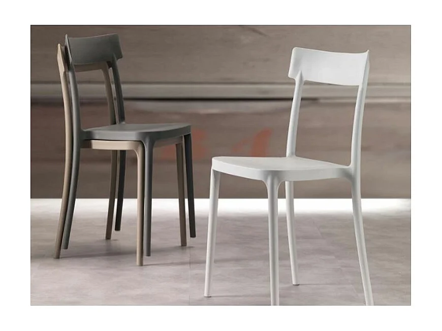 Chaise italienne empilable polypropylène Saray - Lot de 4-Couleur Noir