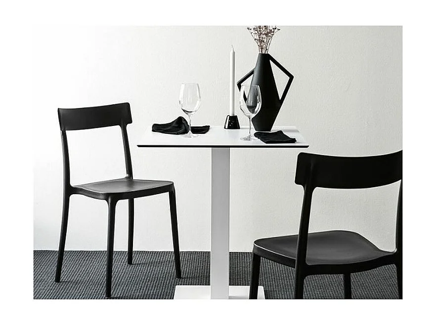 Chaise italienne empilable polypropylène Saray - Lot de 4-Couleur Noir