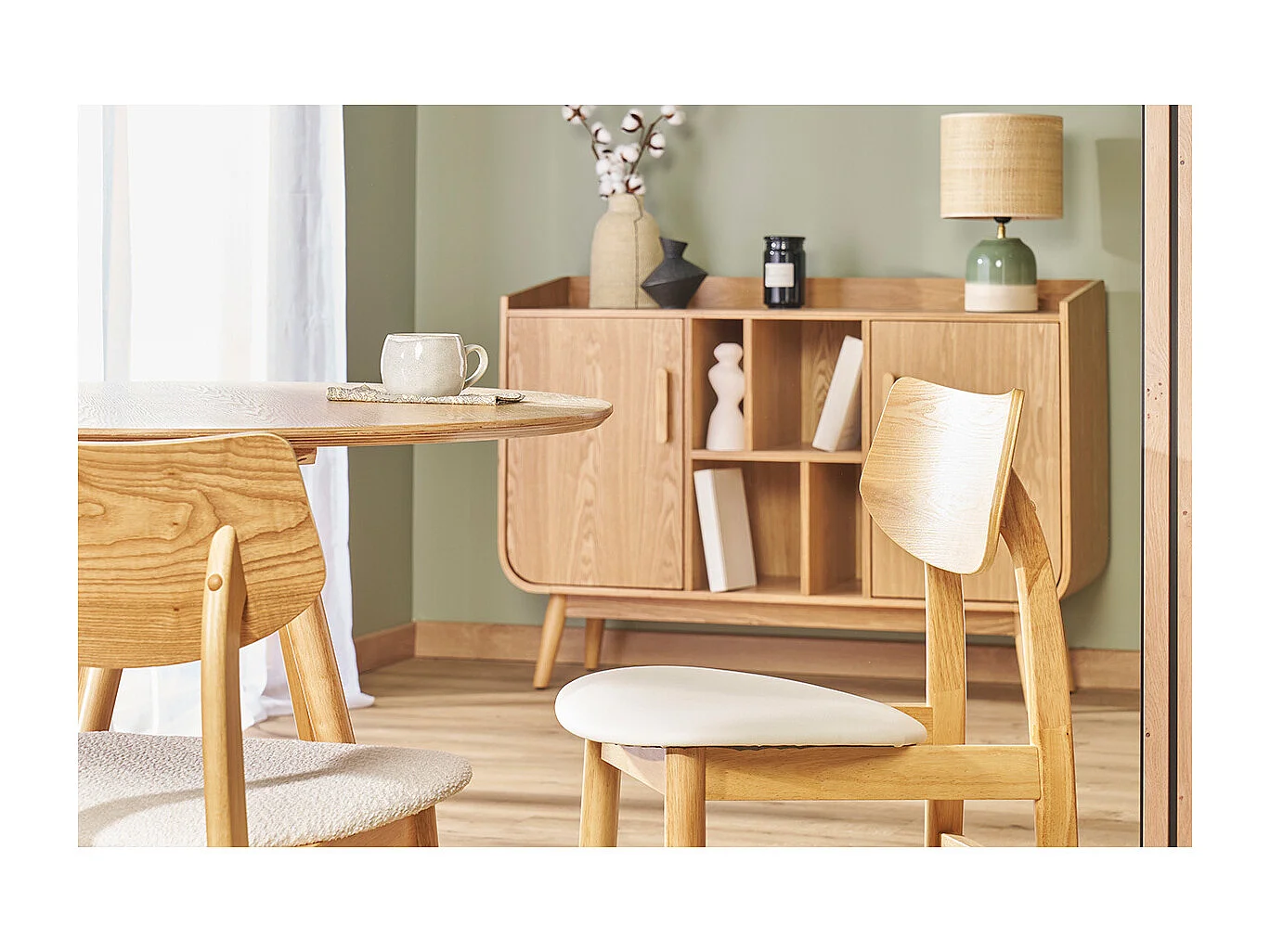 Chaises scandinaves en bois clair et blanc (lot de 2) ELION